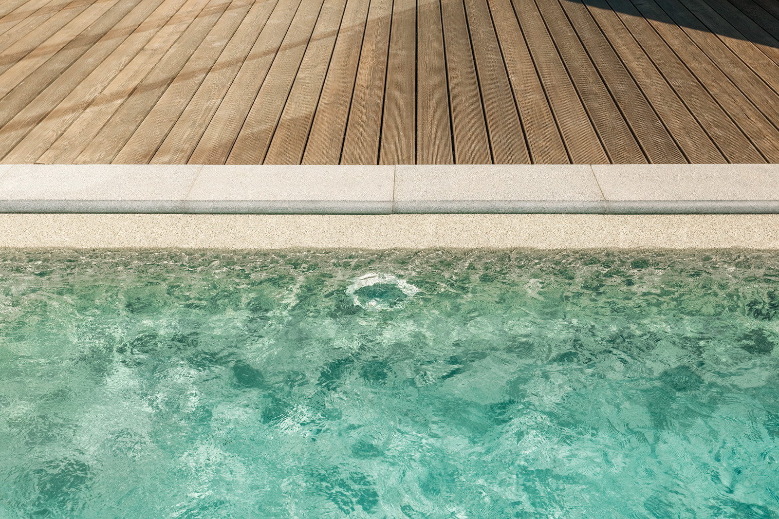 Дом на Онежской, терраса с бассейном на крыше