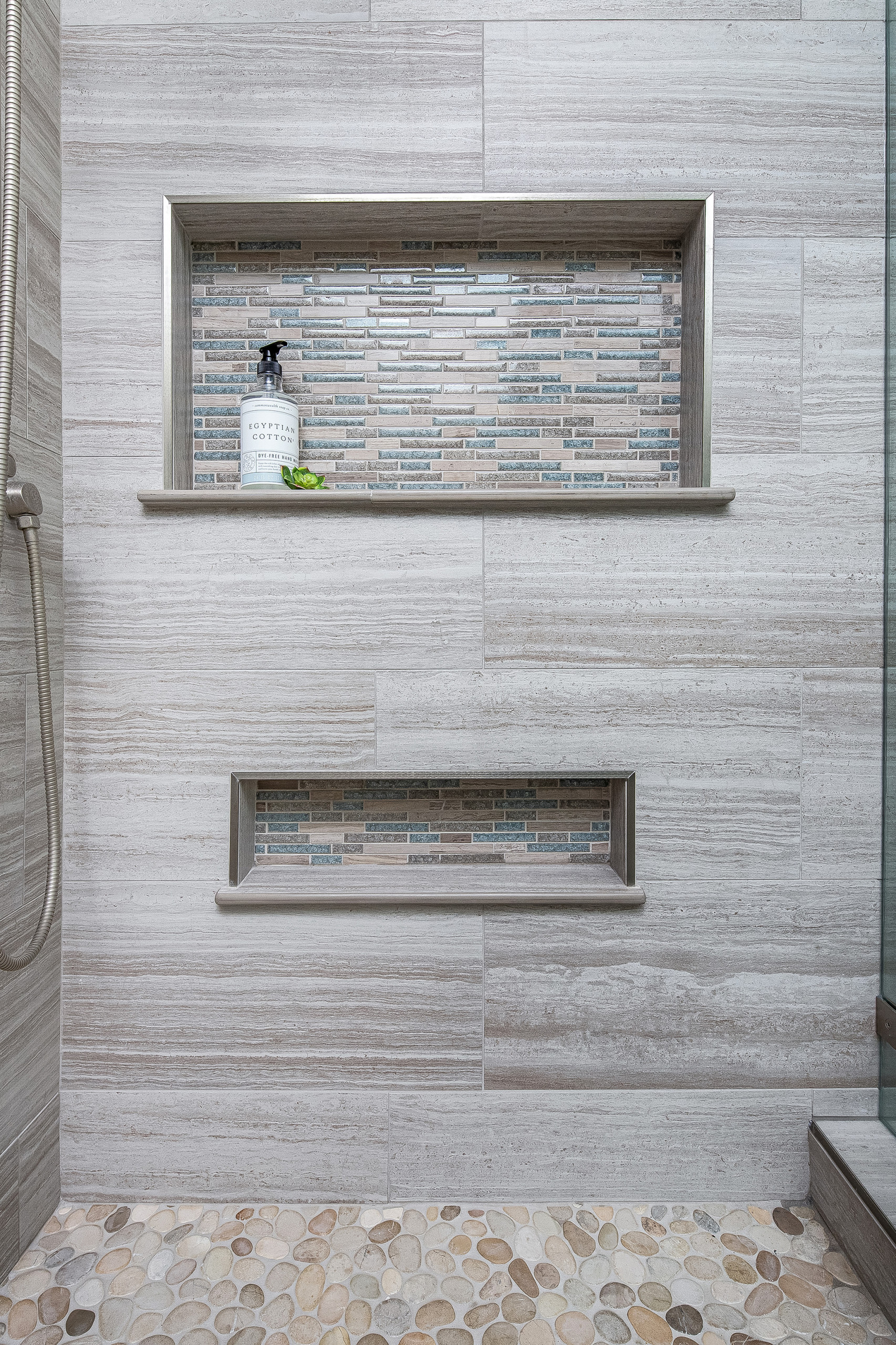 Retsina Master Bath
