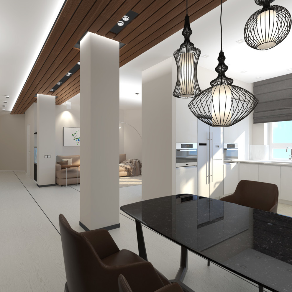 НА КОНТРАСТАХ