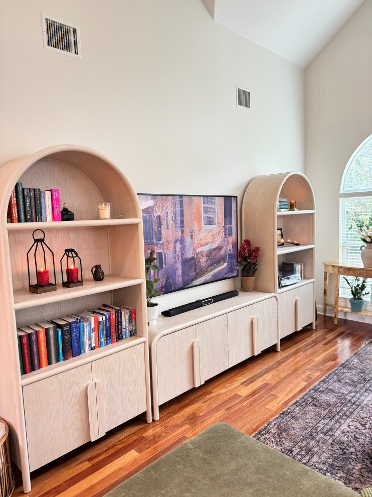 Cedar Park Eclectic-Cozy Living