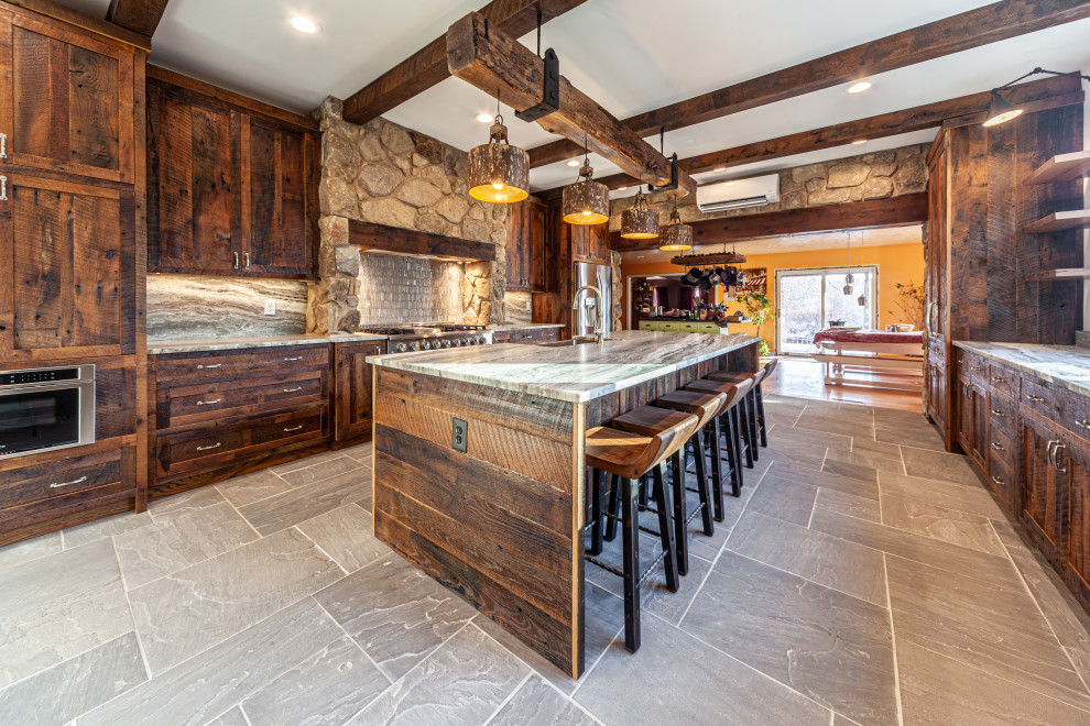 Home design - rustic home design idea in DC Metro