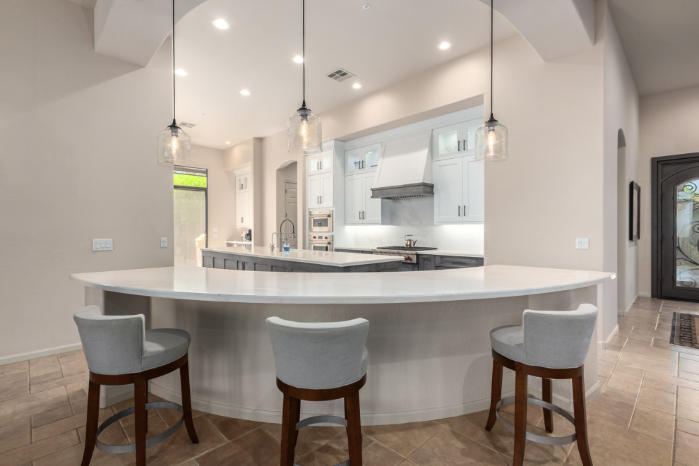 Inspiration for a transitional kitchen remodel in Phoenix