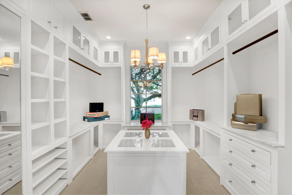 Home design - transitional home design idea