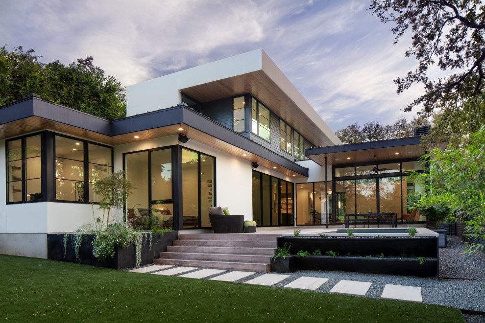 Design ideas for a contemporary house exterior in Austin.
