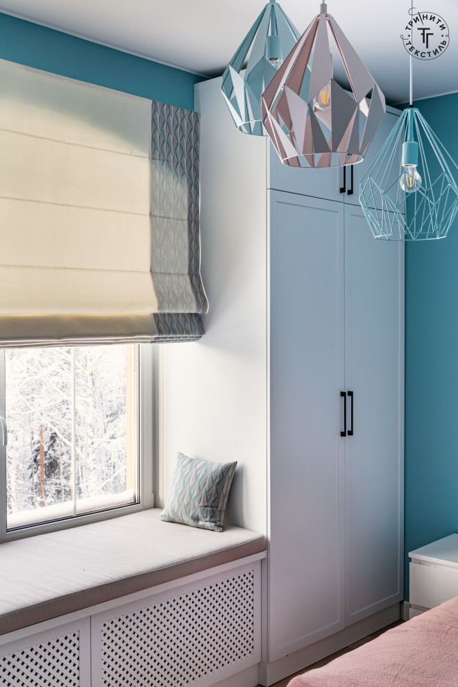 Уютное текстильное оформление загородного дома