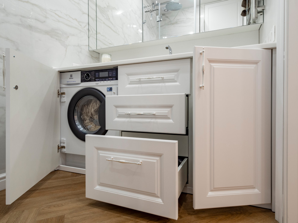 Меблировка санузла в неоклассическом стиле