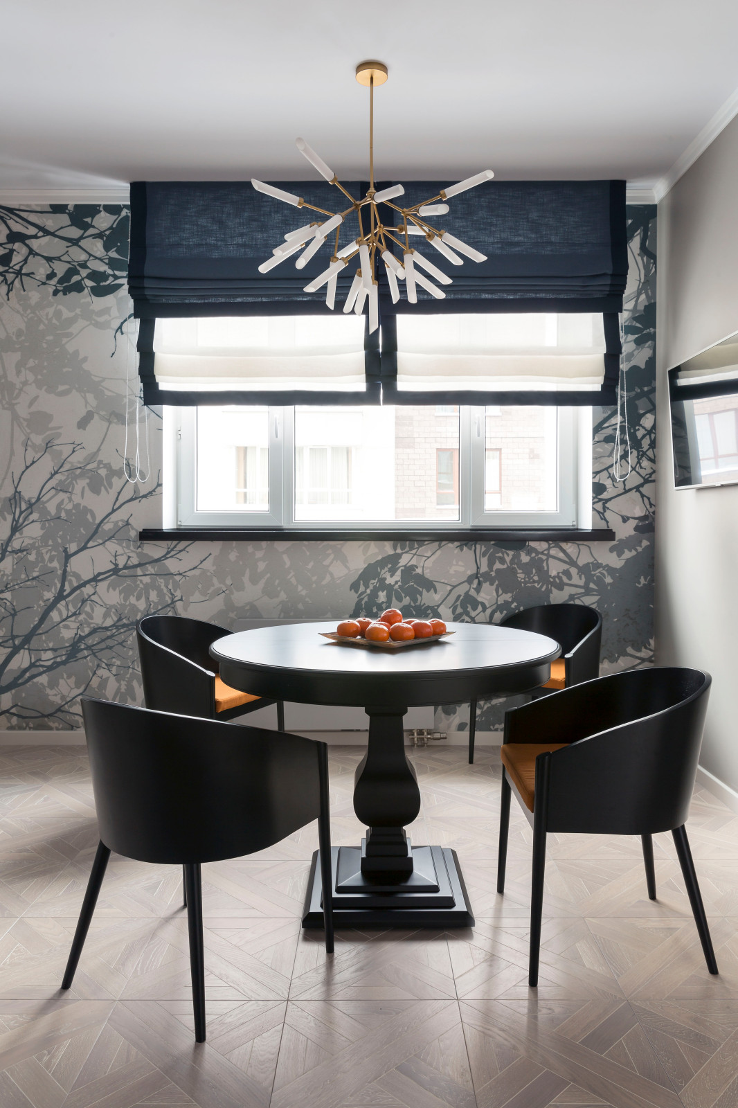 Квартира "Синий агат и яркая охра"