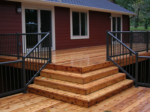 Design ideas for an arts and crafts deck in Portland.