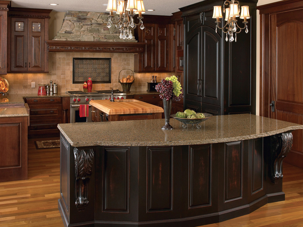Victorian Kitchen - Victorian - Kitchen - Dallas