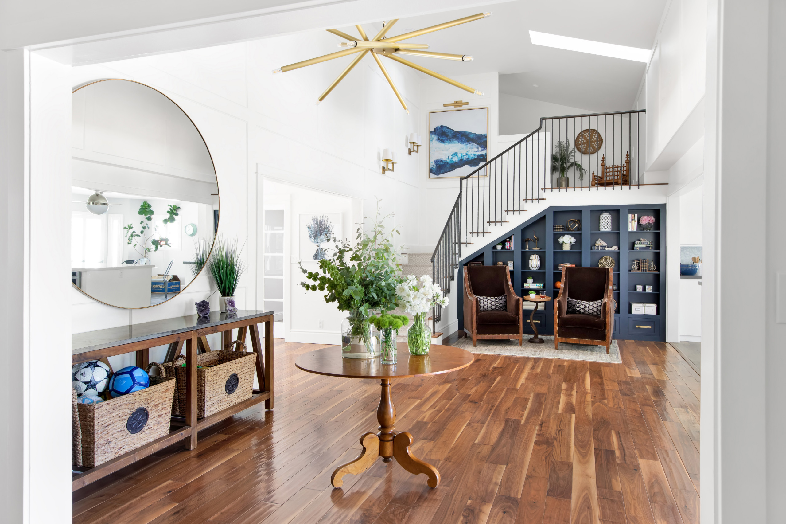 New Layout and More Light for a Family's 1940s Ranch House, image size:2560x1706