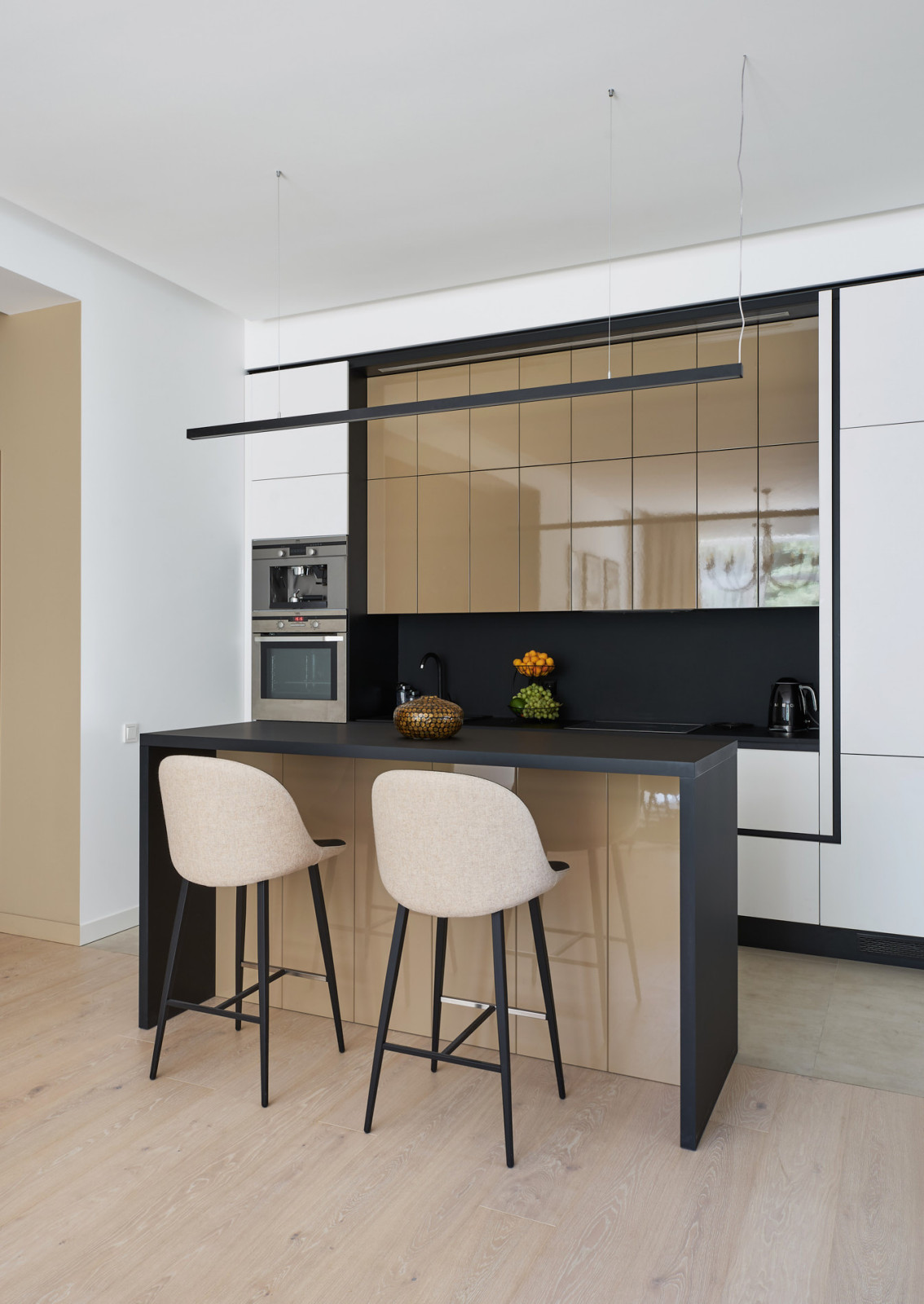 Кухня по проекту Виктории Осейко