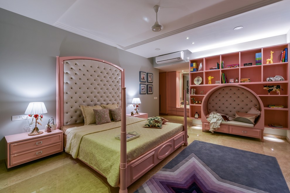 Traditional bedroom in Mumbai.
