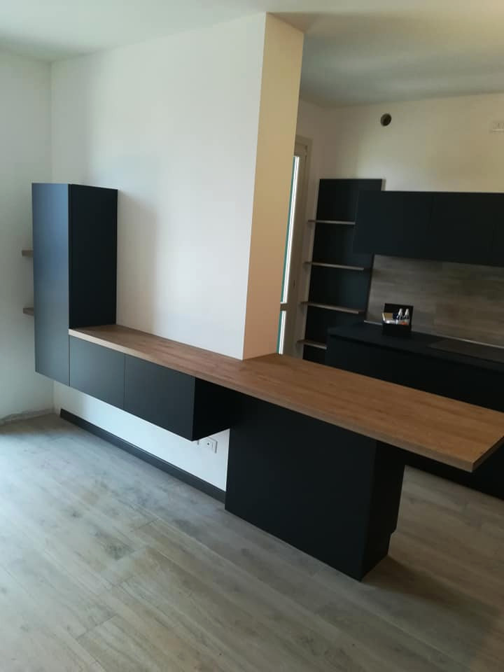 Realizzazione cucina con annessa penisola