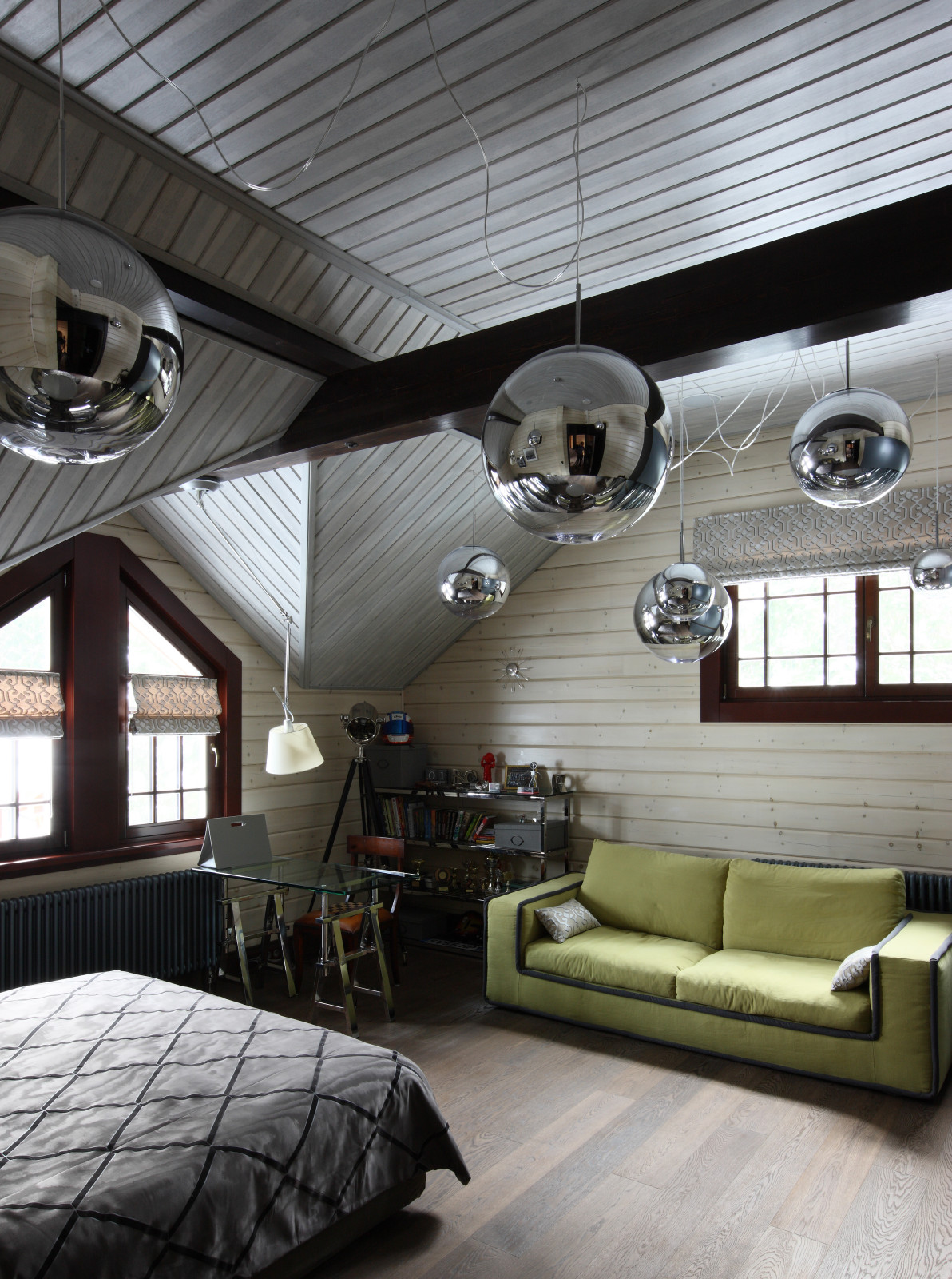 Красной Линией