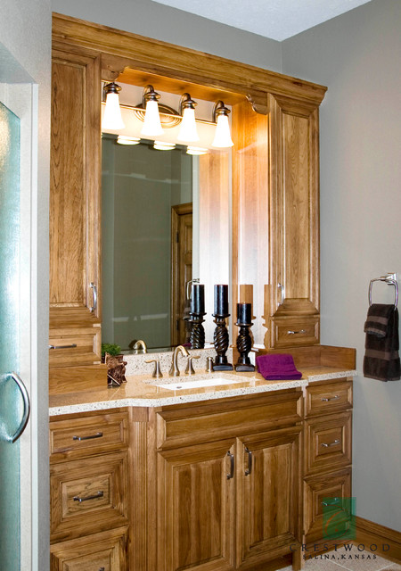 Hickory Bath Vanity clasico-cuarto-de-bano