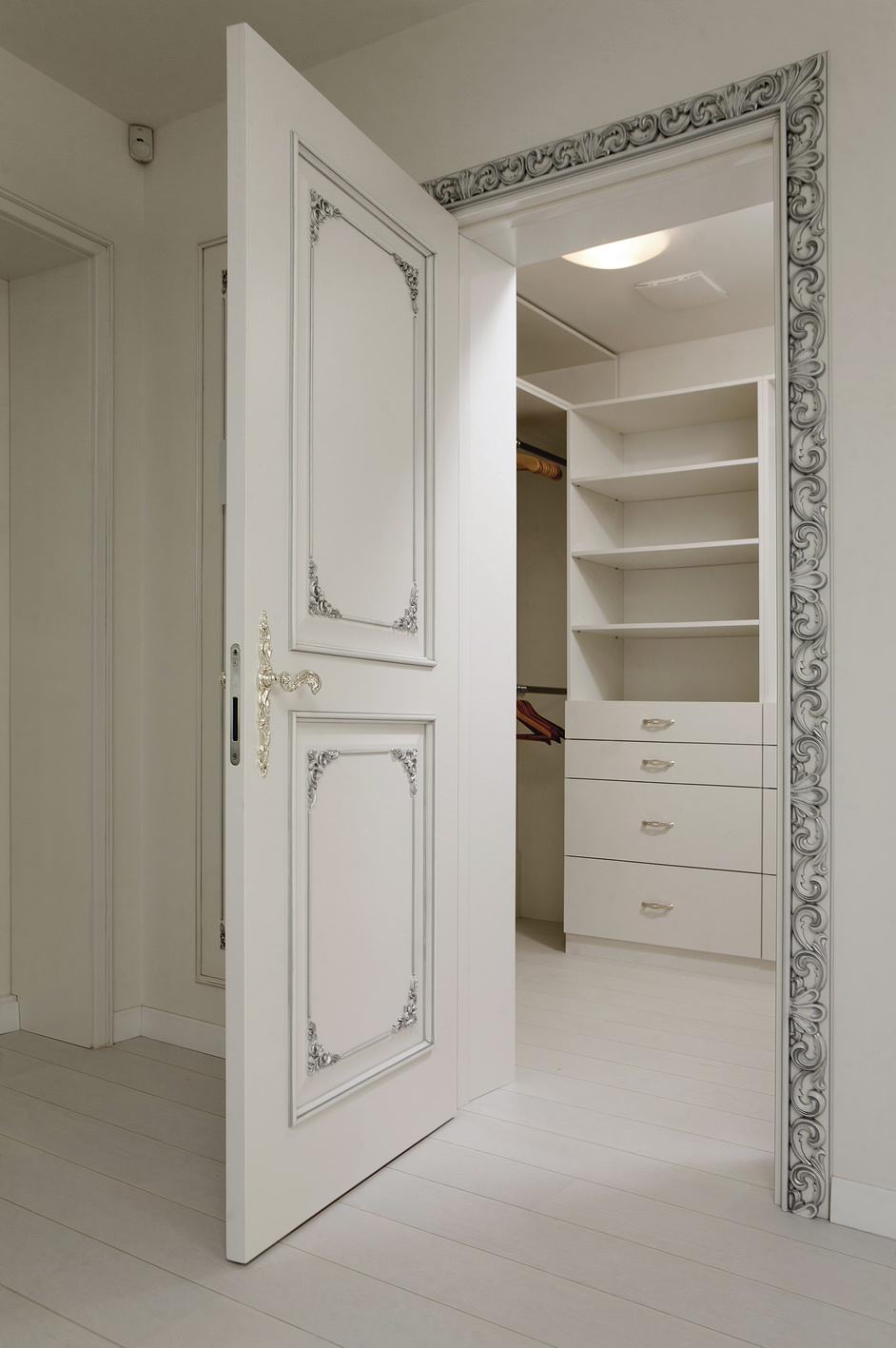 Жилая квартира. г. Киев "Квартира с фишкой"