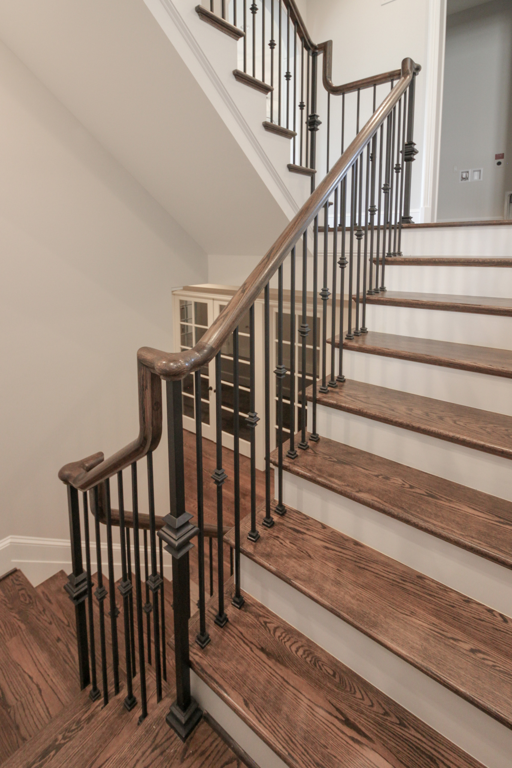 86_ Gorgeous Floating Curved Staircase, McLean VA 22066