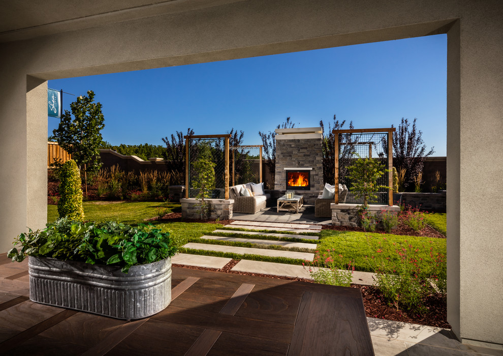 Inspiration for a transitional backyard patio remodel in San Francisco