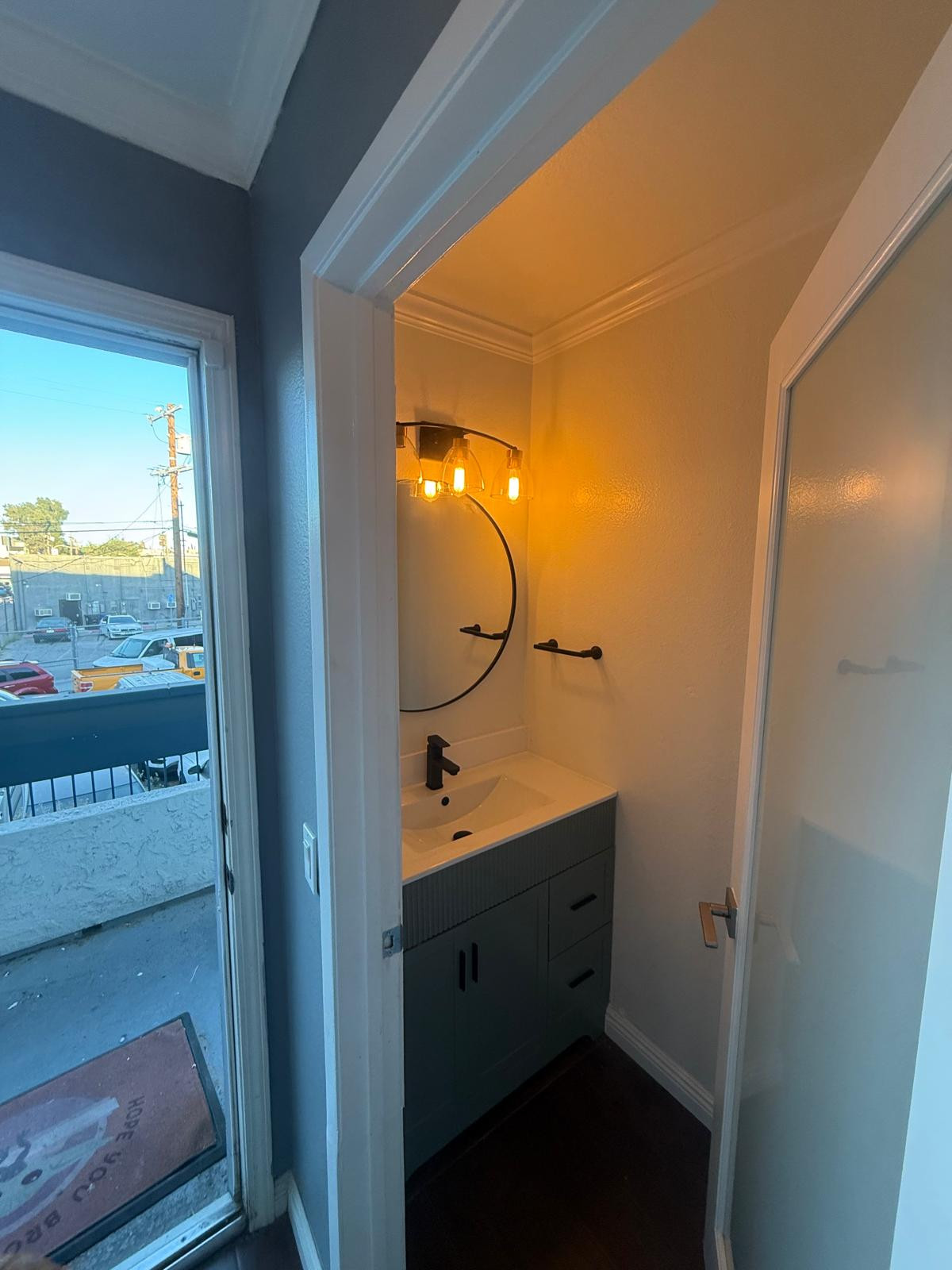 Powder Room / Bathroom  North Hollywood