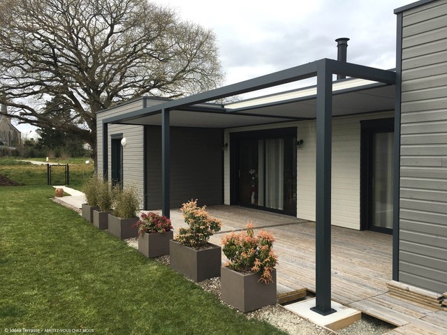 Pergolas contemporary-deck