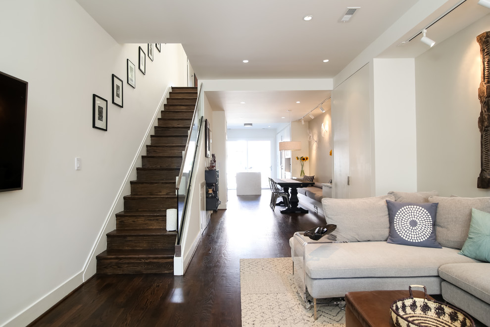 DC Contemporary Transformation