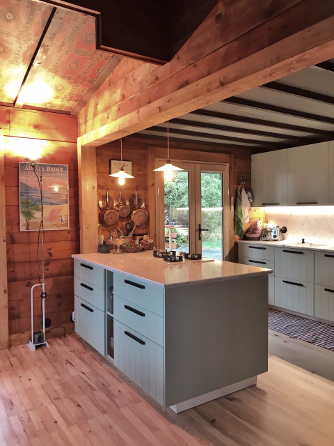 Chalet au bord du lac rustic-kitchen