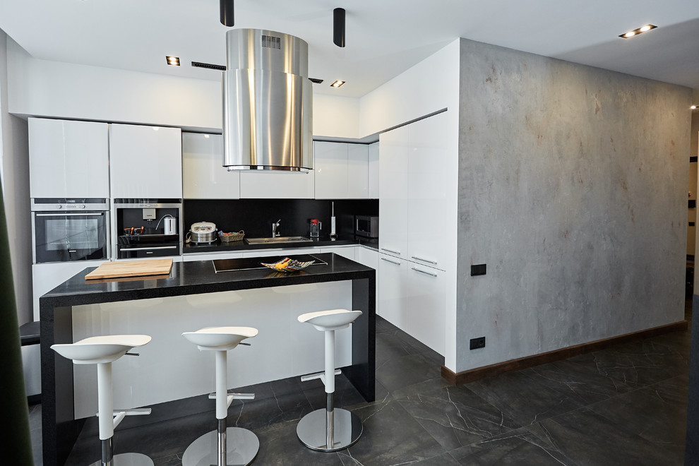 3-комнатная квартира, ул. Давыдковская 18