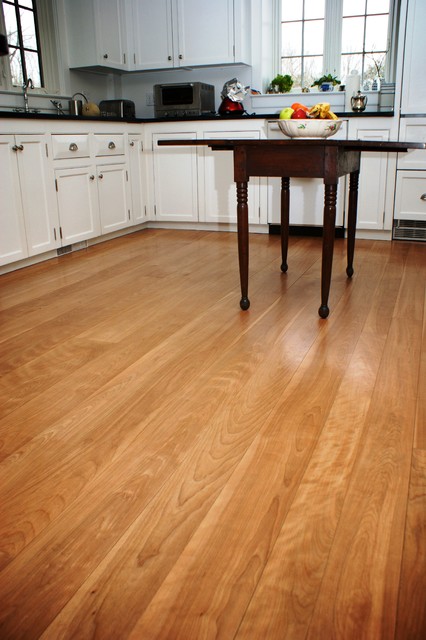 Heartwood Red Birch Floors Traditional Kitchen