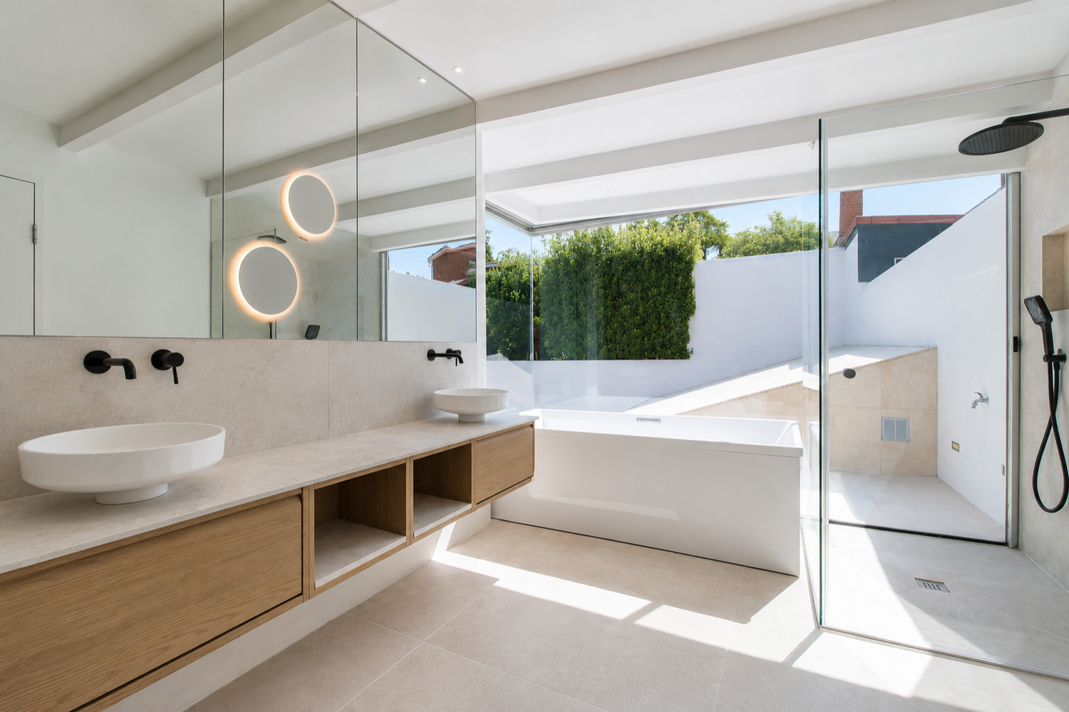 Bathroom - contemporary bathroom idea in Madrid