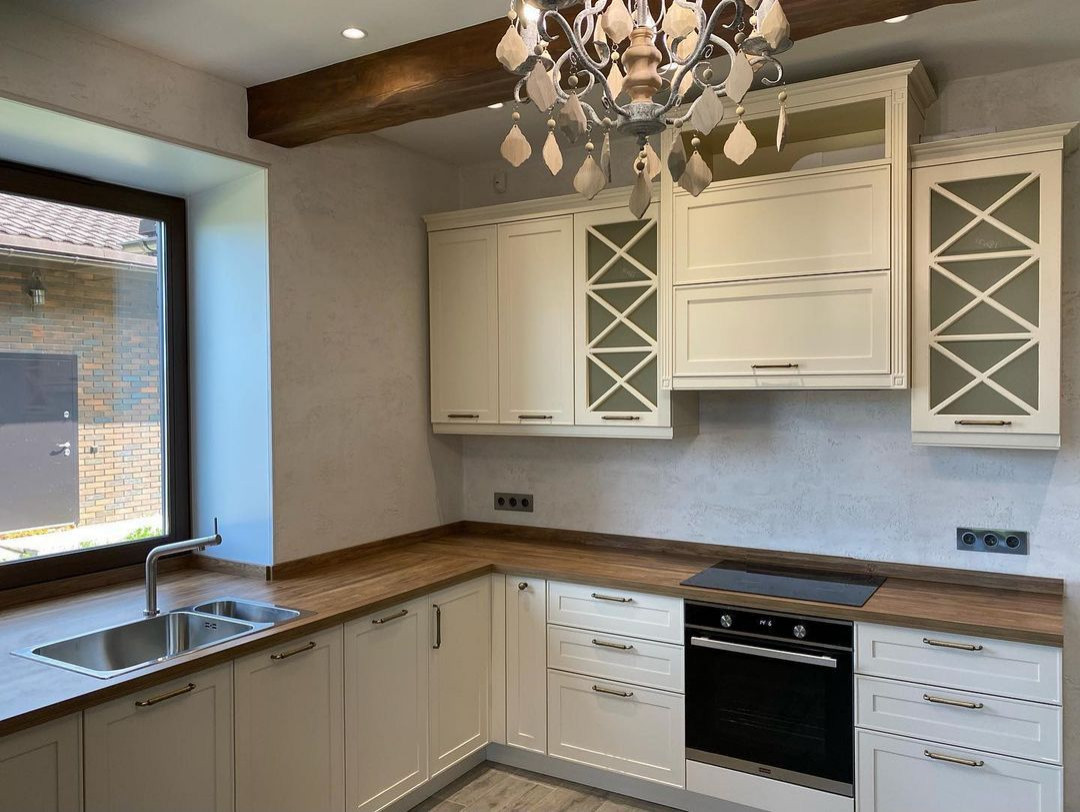 Кухня в коттедже