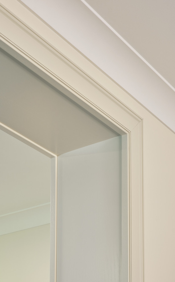 Кантри Ral 1013 в интерьере дома