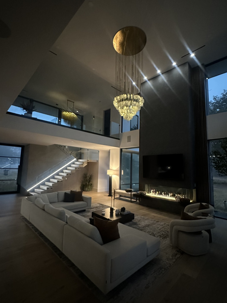 Texas Modern, Aggie Land, New Build