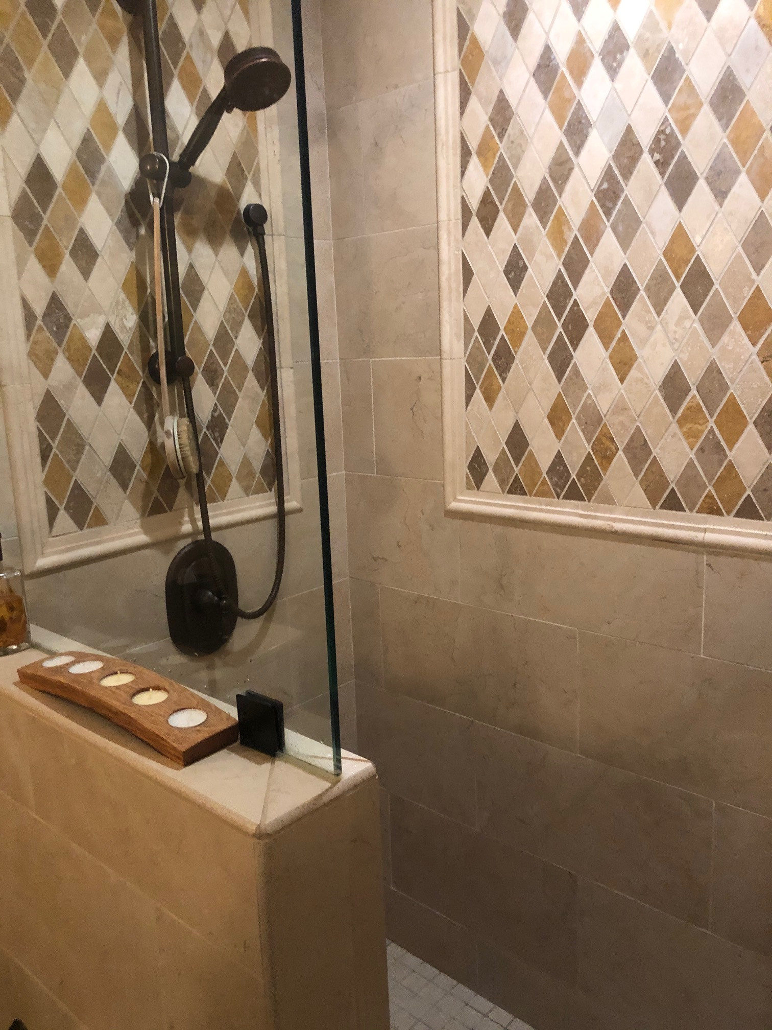 Barnhart Guest Bath