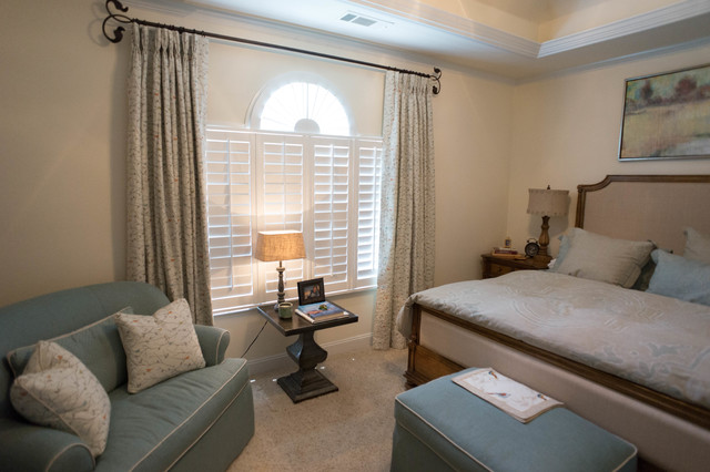 Bedrooms classico-camera-da-letto