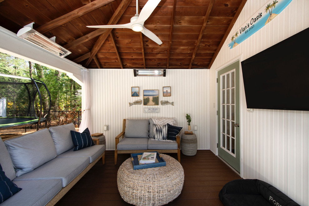 Poolside Oasis