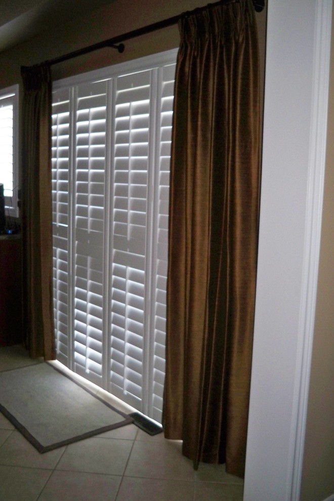 Executive Oakville Home Updated Traditional Toronto by Mulberry