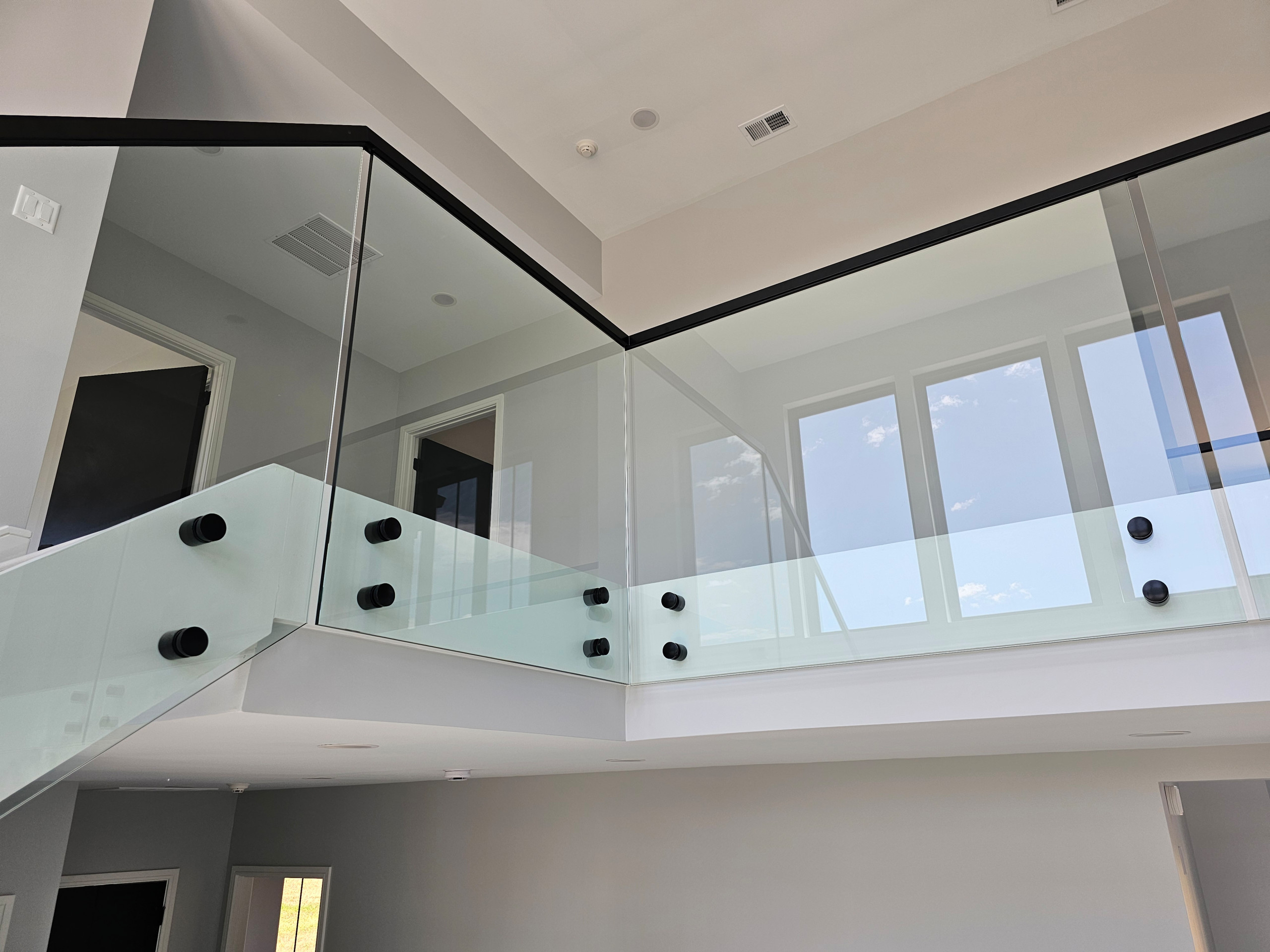 125_Modern Open Rise Stair with Glass Balustrade, Aldie, VA 20105