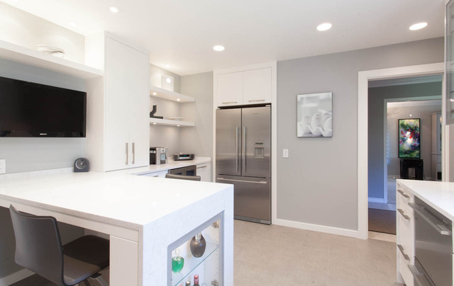 Updated Bright Kitchen & Laundry Room contemporary-kitchen