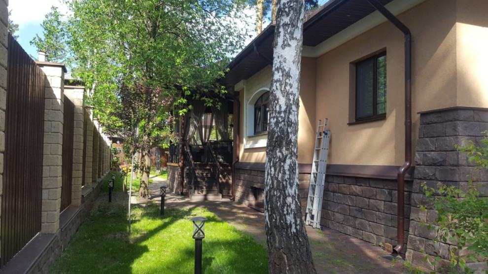 Loft in the village (exterior)