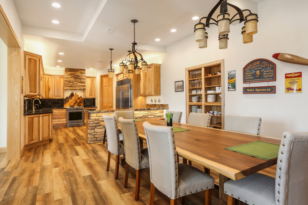 Example of a mountain style basement design in Denver