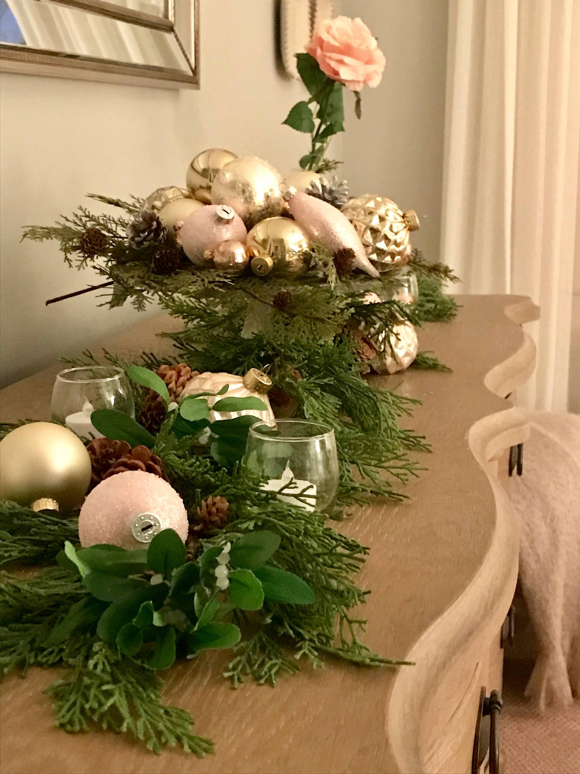 Danielle Brownell Holiday Decor
