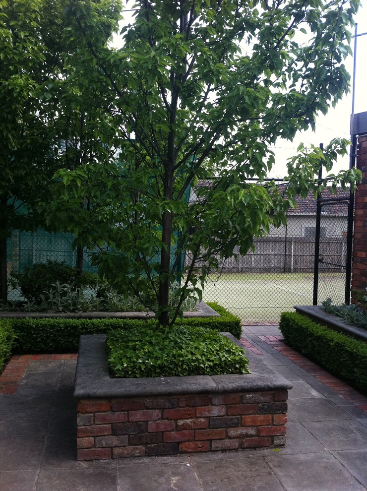 Traditional garden in Melbourne.