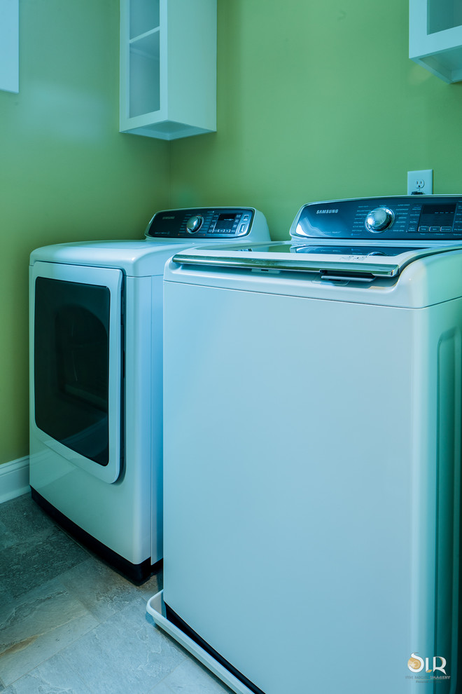 Laundry room - transitional laundry room idea