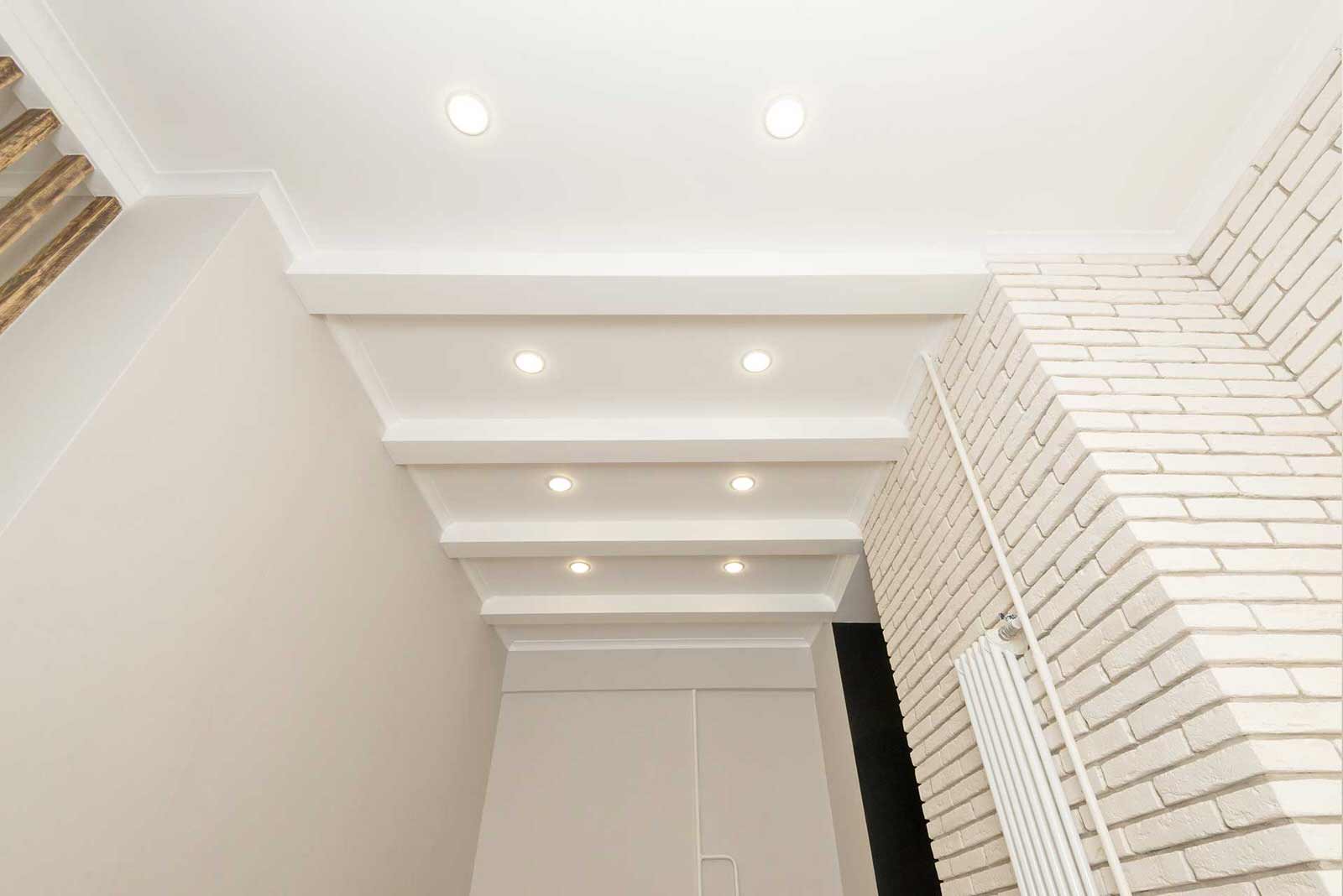 Капитальный ремонт в старинном многоквартирном доме.