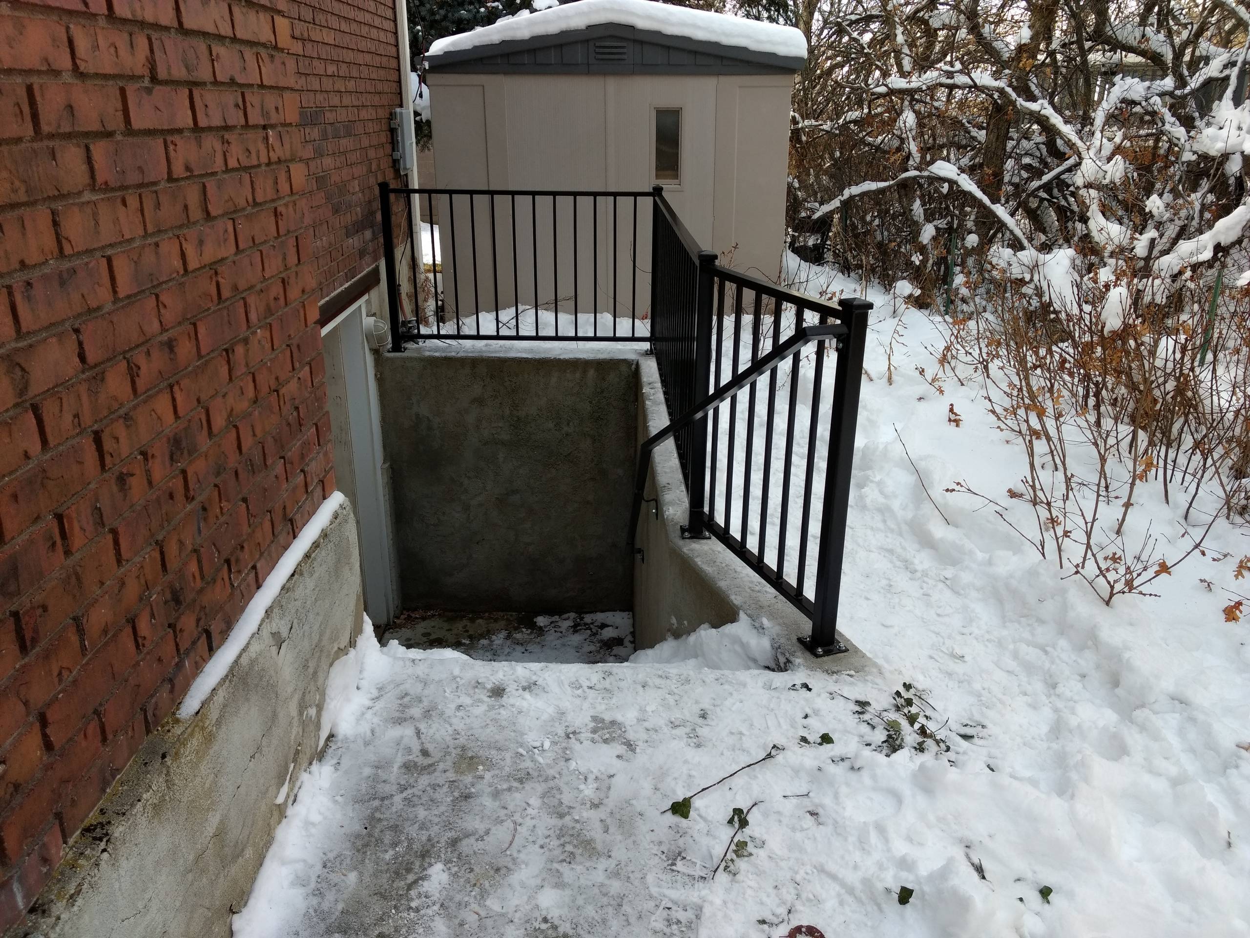 Basement entry guard rail & handrail