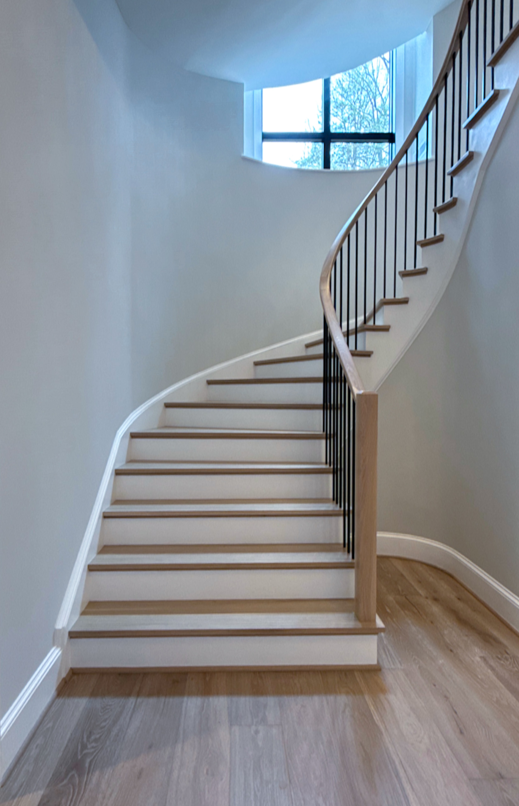 Project #150 | Contemporary White Oak Curve