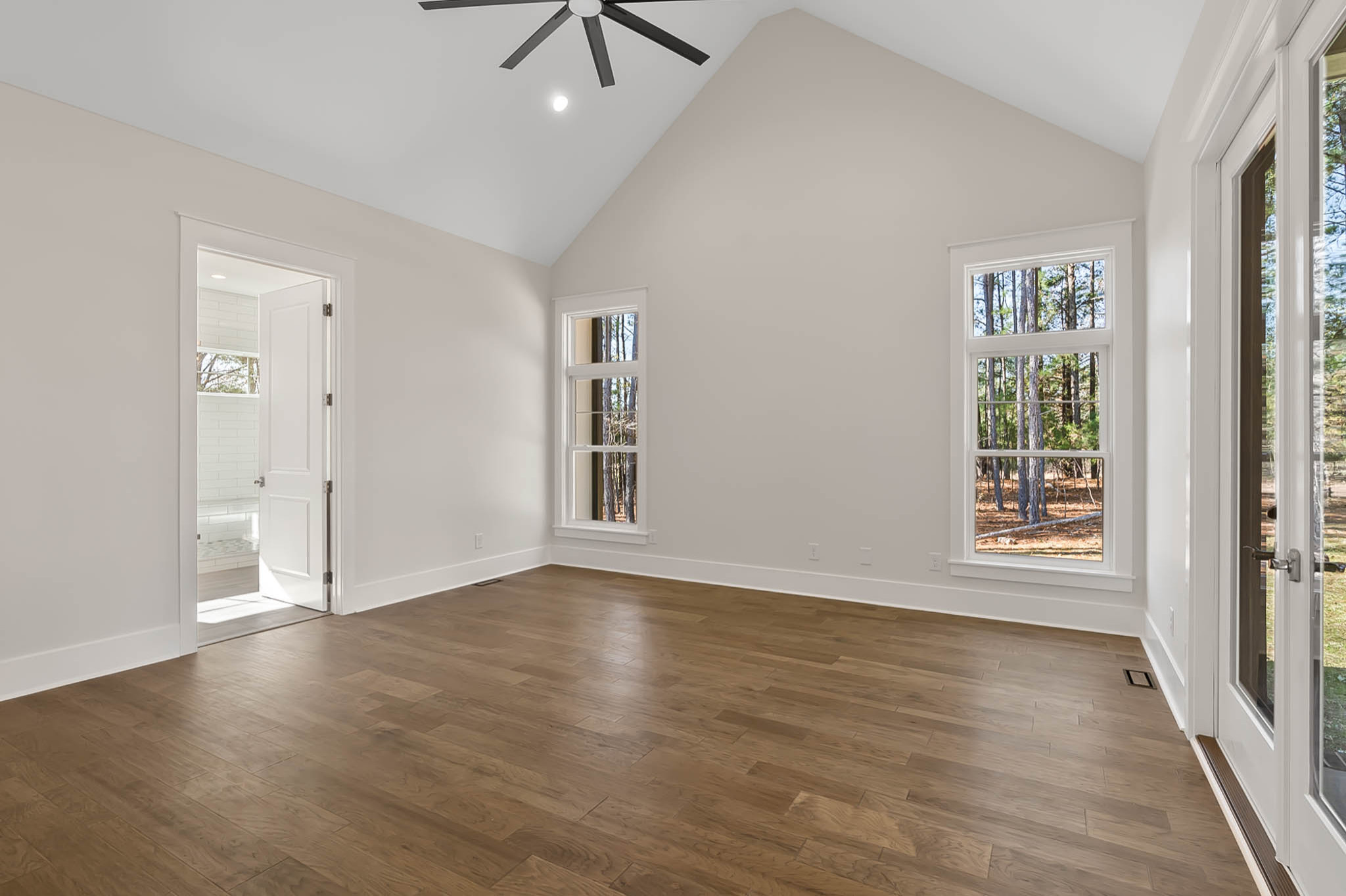 Oyster White Farmhouse