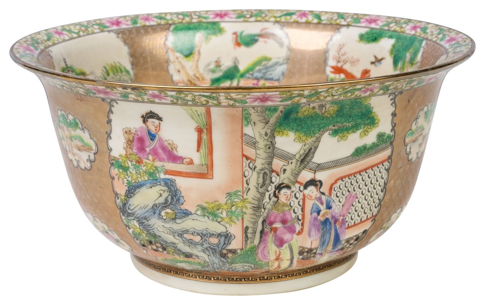 Chinese Famille Rose Motif Porcelain Bowl, 10" Diameter