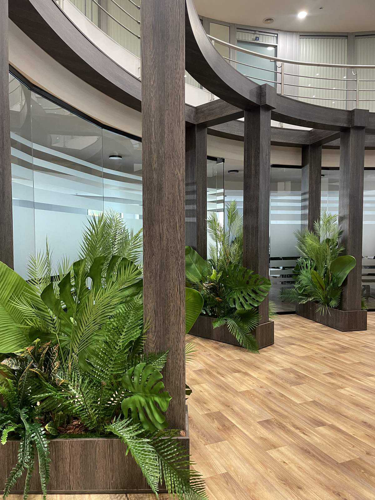 Чайка Плаза - внутреннее озеленение