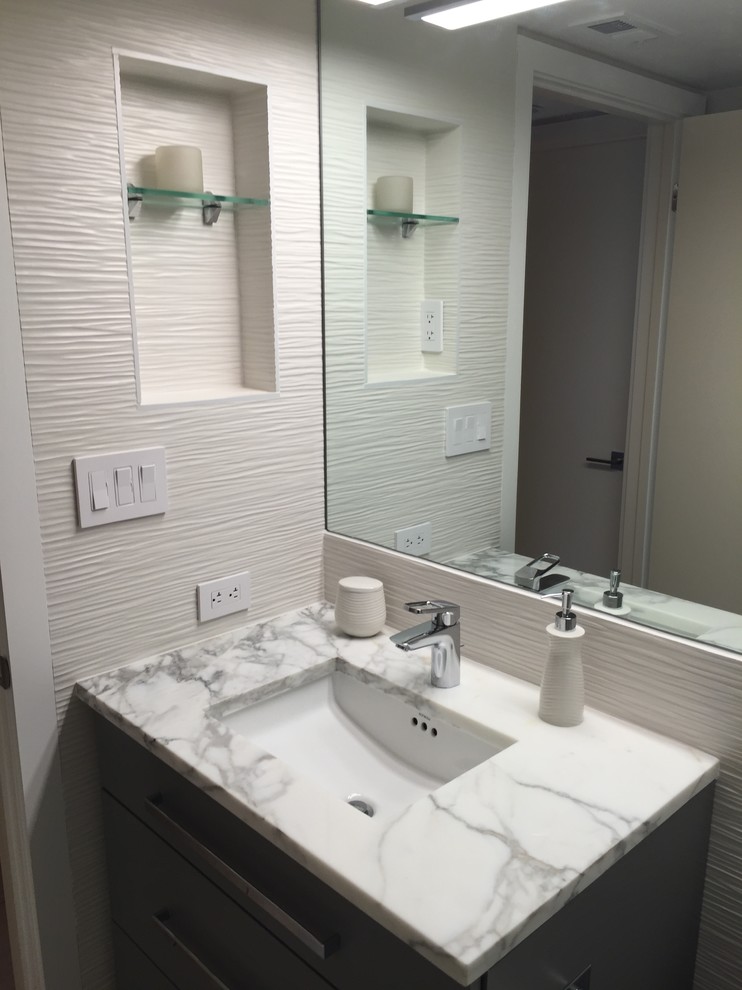 Fishman guest bathroom